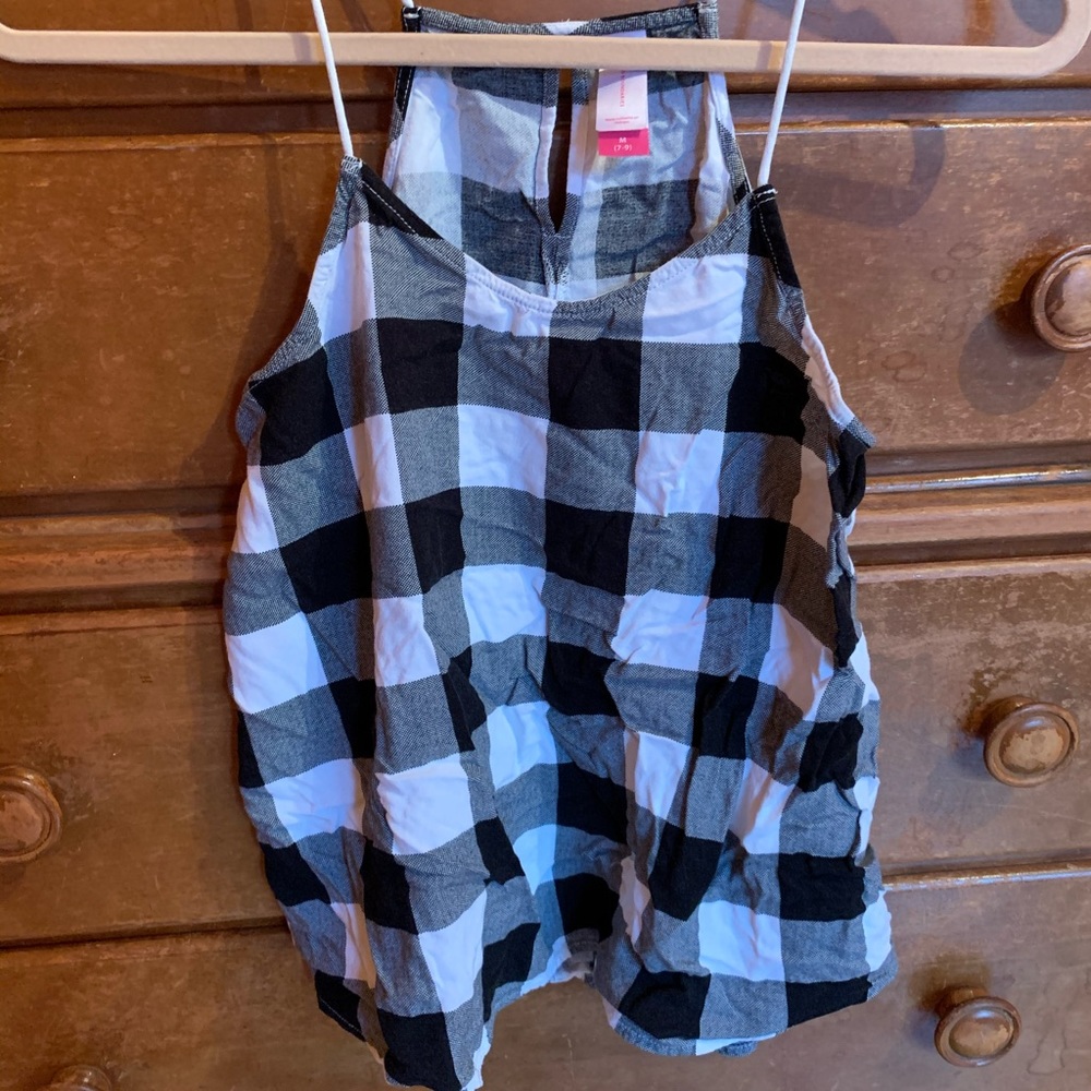 Checkered summer tank
